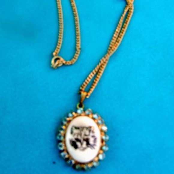 RARE VTG KITTY Pendant Hand Sketched Rhinestone Necklace - Picture 1 of 3